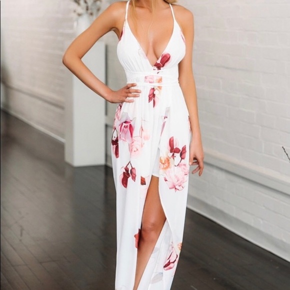 Hello Molly Dresses & Skirts - Hello Molly Floral Print Maxi Dress